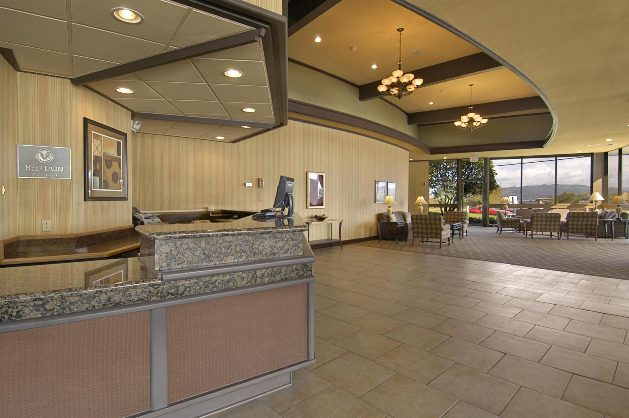 Red Lion Hotel Coos Bay Interno foto
